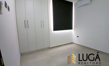 Casa nueva semi amoblada en renta en urbanización privada con piscina, Av. Circunvalación Manta, Ecuador