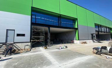 🏭 NUEVA NAVE INDUSTRIAL AAA EN BARRIENTOS – DESDE 2,200 M² HASTA 7,400 M² | IDEAL PARA LOGÍSTICA Y ÚLTIMA MILLA (DISPONIBILIDAD INMEDIATA)