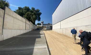 🏭 NUEVA NAVE INDUSTRIAL AAA EN BARRIENTOS – DESDE 2,200 M² HASTA 7,400 M² | IDEAL PARA LOGÍSTICA Y ÚLTIMA MILLA (DISPONIBILIDAD INMEDIATA)