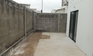 Casa de venta en la Urbanización La Joya, 4 dormitorios, 131 m2.