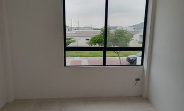 Casa de venta en la Urbanización La Joya, 4 dormitorios, 131 m2.