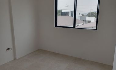 Casa de venta en la Urbanización La Joya, 4 dormitorios, 131 m2.