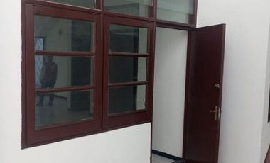 Disewakan Rumah di Jl. Manggis X, Pondok Tjandra Indah, dekat club house