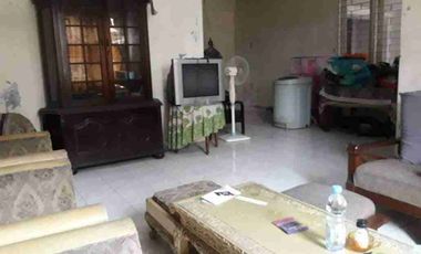 NVTDS0136 rumah tua 1,5 lantai masih dihuni di Cipinang Timur Jakarta Timur