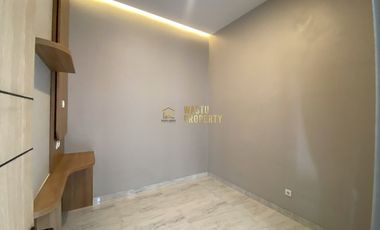 RUMAH SIAP HUNI KONTEMPORER 2 LANTAI DEKAT BANDARA YIA