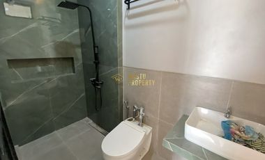 RUMAH SIAP HUNI KONTEMPORER 2 LANTAI DEKAT BANDARA YIA