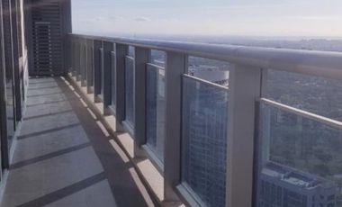 3 BEDROOM FOR LEASE IN THE SUITES