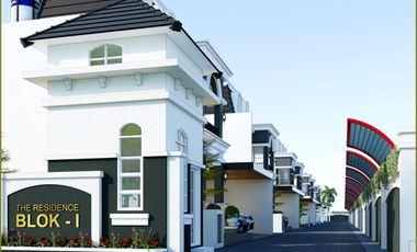 Dijual Rumah Mewah 3 Lantai di Sleman Jogja Gamping kolam renang pribadi