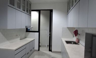 Disewa Cepat Rumah Furnish Bagus 2 Lantai Uk 6x10 Hoek Pik 2 Milenial