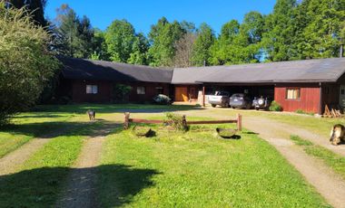 PROPIEDAD DE CASI UNA HECTAREA SECTOR ANGACHILLA