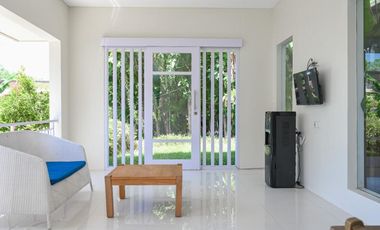 Vila Mewah Tropis Minimalis Dekat Pantai Nusa Dua