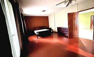Sewa Rumah Paling Murah di Bangka Kemang – Lahan 800 m², Parkir Luas, Ada Kolam Renang