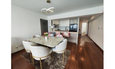 Departamento Casi Nuevo En Velasco Astete – Surco | 110 M² | 2 Cocheras Paralelas + Depósito