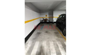 Departamento Casi Nuevo En Velasco Astete – Surco | 110 M² | 2 Cocheras Paralelas + Depósito