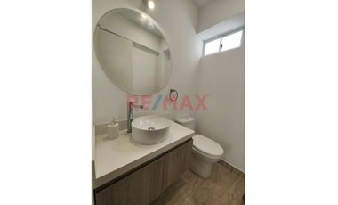 Departamento Casi Nuevo En Velasco Astete – Surco | 110 M² | 2 Cocheras Paralelas + Depósito