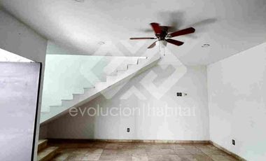 HERMOSA CASA EN VENTA EN RESIDENCIAL CERRADA DEL BOSQUE, OAXTEPEC, MORELOS
