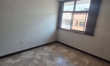Departamento en Alquiler en la Alborada, 5 Habitaciones, 3 Baños, Parqueo, Balcón, Seguridad, Norte de Guayaquil.