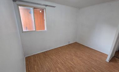 SE ARRIENDA CASA EN PITRFQUÉN, NOVENA REGIÓN  3D/1E/1B