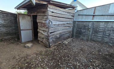 SE ARRIENDA CASA EN PITRFQUÉN, NOVENA REGIÓN  3D/1E/1B