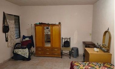 OFERTA CONTADO CASA EN VENTA EN GUADALUPE CERCA DE ELOY CAVAZOS 1 PLANTA, 2 RECÁMARAS, ESTACIONAMIENTO CON REJA, LAVANDERÍA TECHADA