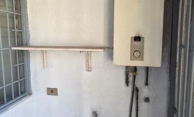 CASA DE DOS PISOS EN CALLE ESMERALDA COMUNA DE TALAGANTE