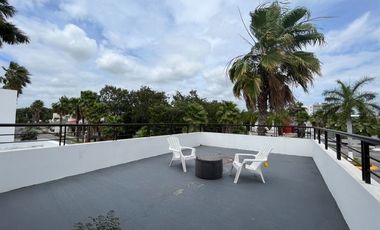 SE VENDE CASA EN RESIDENCIAL VILLA MAGNA CANCUN