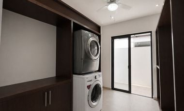 SE VENDE CASA EN RESIDENCIAL VILLA MAGNA CANCUN