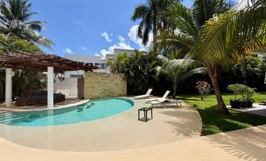 SE VENDE CASA EN RESIDENCIAL VILLA MAGNA CANCUN