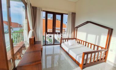 Homey and Luxury House in Canggu, Badung, Bali