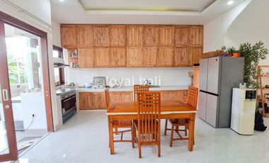 Homey and Luxury House in Canggu, Badung, Bali