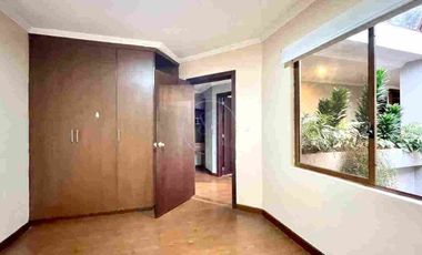 Casa en Venta . Cuenca