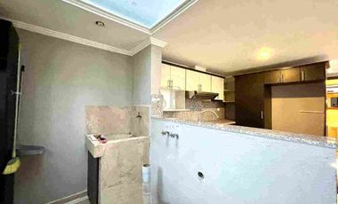 Casa en Venta . Cuenca