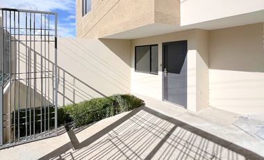 En venta casa en sector la dolorosa cerca de la Iglesia de Obrapia y a pocos minutos del centro de Loja