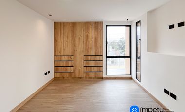 En venta casa en sector época a pocos minutos del centro de Loja