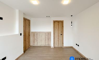 En venta casa en sector época a pocos minutos del centro de Loja