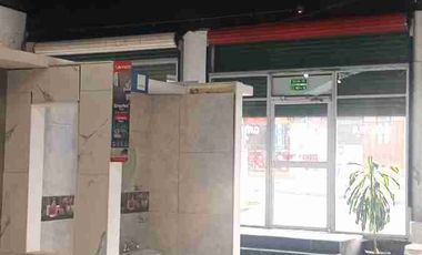 VENTA AMPLIAS BODEGAS COMO UNIDADES INDUSTRIALES COMERCIALES, DE 3726⁸ MTRS. APTOXIMADOS, APTOS PARA LOCALES COMERCIALES TOTALMENTE GRANDES, PRECIO OFERTA VALOR DE VENTA. $ 980.000 MUY NEGOCIABLES.