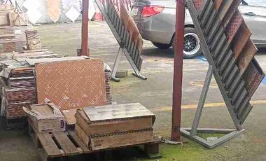 VENTA AMPLIAS BODEGAS COMO UNIDADES INDUSTRIALES COMERCIALES, DE 3726⁸ MTRS. APTOXIMADOS, APTOS PARA LOCALES COMERCIALES TOTALMENTE GRANDES, PRECIO OFERTA VALOR DE VENTA. $ 980.000 MUY NEGOCIABLES.
