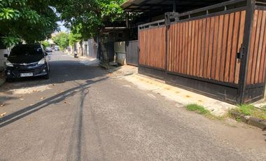 Disewakan Rumah Siap Huni Taman Semanan Indah