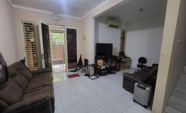 Disewakan Rumah Siap Huni Taman Semanan Indah