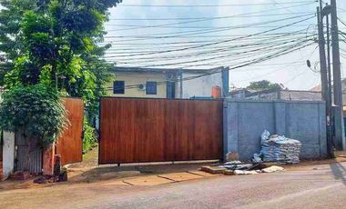 RUMAH DIJALAN RAYA BAMBU APUS MURAH BISA BUKA USAHA