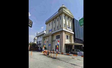 Dijual Ruko Hawaii HOEK 4,5 Lantai di  Mutiara Taman Palem Jakarta Barat