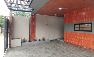 SISA 3 UNIT !! Rumah Strategis Free All Biaya Dekat Pintu Tol Pamulang Tangsel