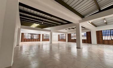 Se arrienda amplia bodega en Santa Rosa de cabal 250 m² fácil acceso