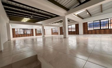 Se arrienda amplia bodega en Santa Rosa de cabal 250 m² fácil acceso