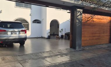 Higuereta Premium: Casa Grande para Familia u Oficina – $3,500