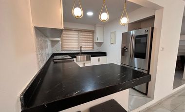 CASA EN RENTA AREA TABASCO 2000