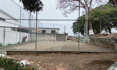 Vendo casa cerca de universidad  Via a La Costa