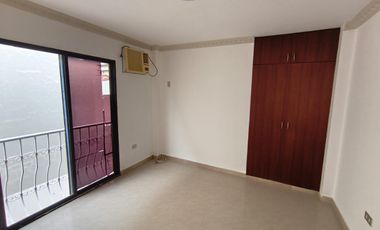 Vendo casa cerca de universidad  Via a La Costa