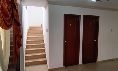 Vendo casa cerca de universidad  Via a La Costa