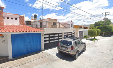 REMATE BANCARIO - Casa en Loma Dorada, San Luis Potosí ¡50% Menos Precio Comercial!
